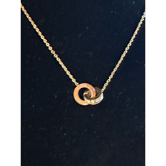 Intertwining 3D Circles - Picture 4 of 4